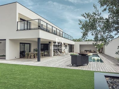 /international/fr/angouleme-charente-310100670453/?lang=zh-tw