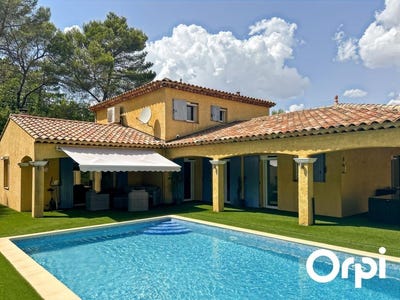 /international/fr/le-luc-provence-alpes-cote-d-azur-310119599945/