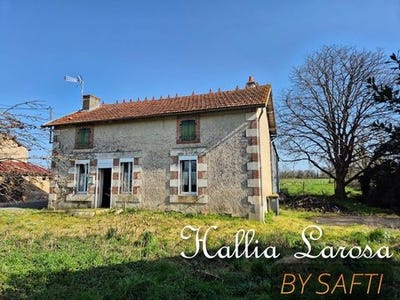 /international/fr/lathus-saint-remy-charente-310106054984/