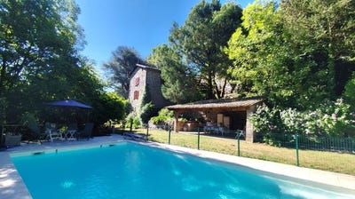 /international/fr/meyras-rhone-310110290600/
