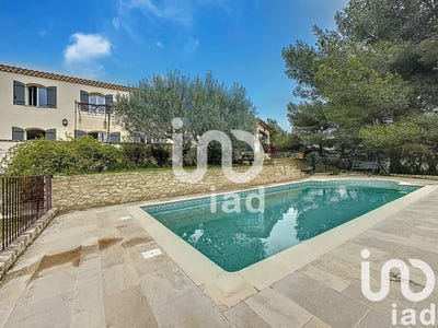 /international/fr/le-barroux-provence-alpes-cote-d-azur-310098792764/