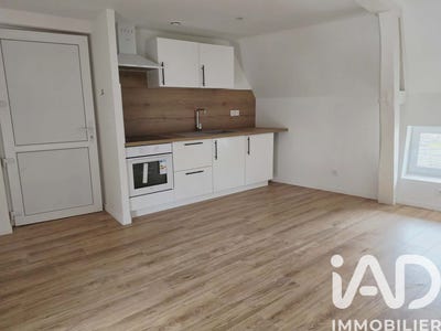 /international/fr/villeneuve-sur-yonne-burgundy-310107410960/