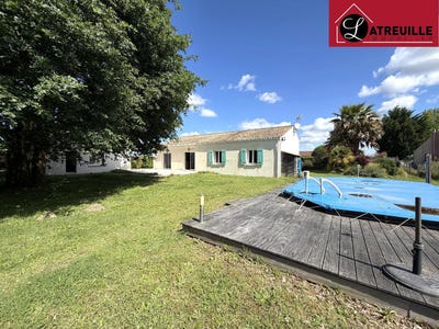 /international/fr/saint-andre-de-lidon-charente-310107793133/