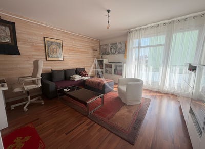 /international/fr/orvault-pays-de-la-loire-310109146624/
