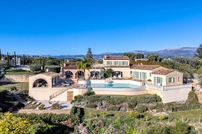 /international/fr/pegomas-provence-alpes-cote-d-azur-310110133613/