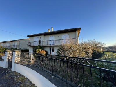 /international/fr/saint-leonard-de-noblat-limousin-310101445415/?lang=zh-tw