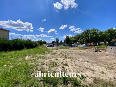 /international/fr/4-avenue-georges-brassens-pelissanne-provence-alpes-cote-d-azur-310100488066/