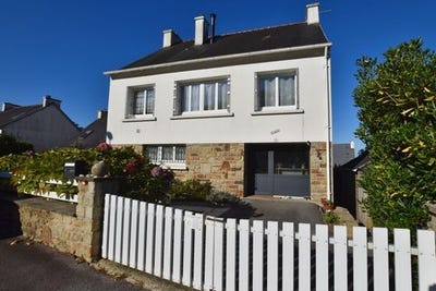 /international/fr/locronan-brittany-310106198435/