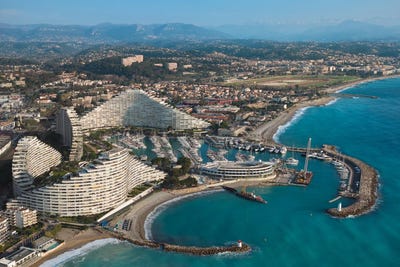 /international/fr/villeneuve-loubet-hh-15721277-villeneuve-loubet-provence-alpes-cote-d-azur-310100955077/