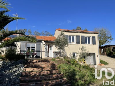 /international/fr/montournais-pays-de-la-loire-310098920003/