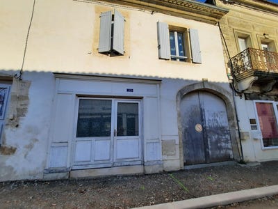 /international/fr/sauveterre-de-guyenne-aquitaine-310108792246/