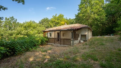 /international/fr/montcuq-en-quercy-blanc-midi-pyrenees-310109201628/