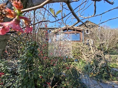 /international/fr/sainte-cecile-d-andorge-languedoc-roussillon-310108430535/
