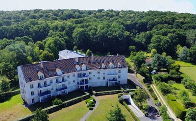 /international/fr/chevreuse-ile-de-france-310099615728/