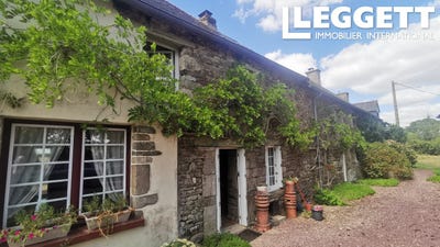 /international/fr/neant-sur-yvel-brittany-310119696182/