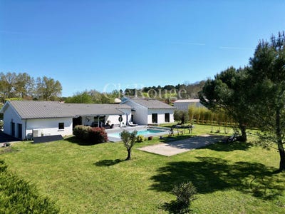 /international/fr/casteljaloux-aquitaine-310107623785/