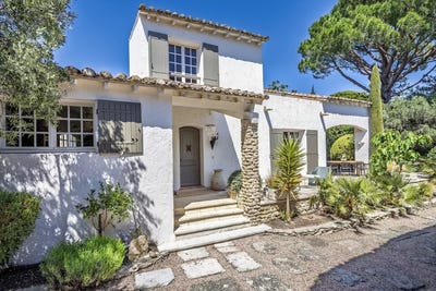 /international/fr/paradou-provence-alpes-cote-d-azur-310120032609/