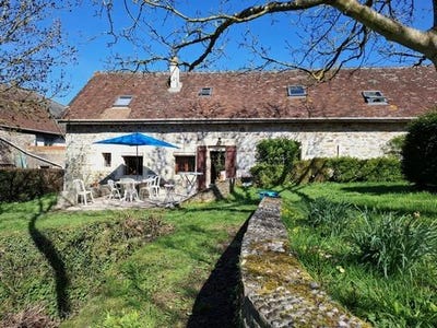 /international/fr/saint-sauveur-de-carrouges-la-basse-normandie-310100579414/