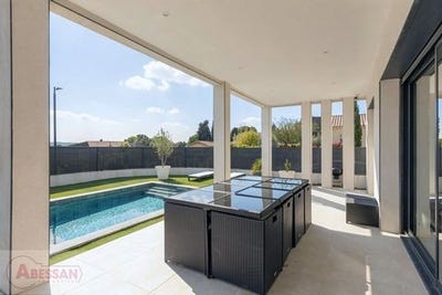 /international/fr/sauzet-languedoc-roussillon-310107564212/