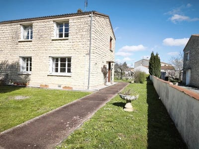/international/fr/pons-charente-310106521915/