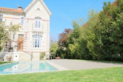 /international/fr/royan-charente-310107736454/