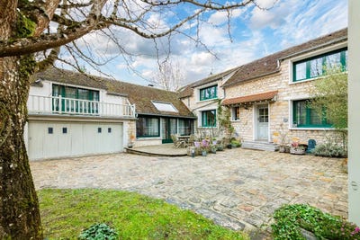 /international/fr/bourron-marlotte-ile-de-france-310098878675/