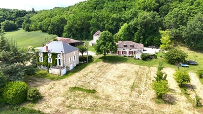 /international/fr/hautefage-la-tour-aquitaine-310100701670/?lang=en