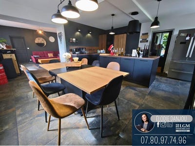 /international/fr/vendome-centre-val-de-loire-310101419349/?lang=en