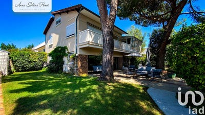 /international/fr/taverny-ile-de-france-310100887179/?lang=en