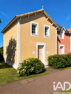 /international/fr/talmont-saint-hilaire-pays-de-la-loire-310108284305/