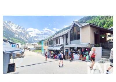 /international/fr/gavarnie-midi-pyrenees-310104987336/