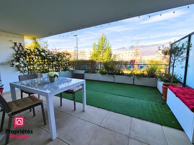 /international/fr/263-rue-nelson-mandela-saint-genis-pouilly-rhone-310104511041/