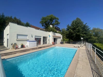 /international/fr/le-creusot-burgundy-310100631046/?lang=zh-tw