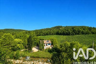 /international/fr/valaurie-rhone-310107756849/