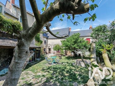 /international/fr/monts-centre-val-de-loire-310107675022/