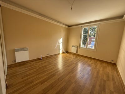 /international/fr/chartres-centre-val-de-loire-310105534964/