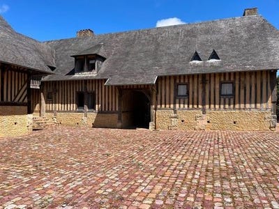 /international/fr/tourgeville-la-basse-normandie-310110163301/