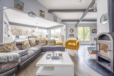 /international/fr/la-creche-charente-310104800915/