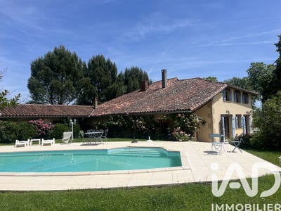 /international/fr/castelnau-magnoac-midi-pyrenees-310108512943/