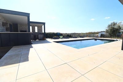 /international/fr/saint-laurent-du-bois-aquitaine-310107966616/