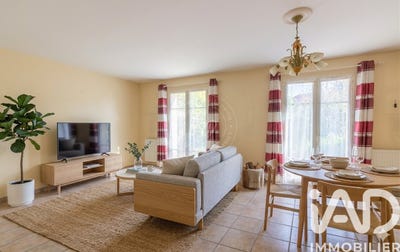 /international/fr/thoiry-ile-de-france-310107237819/