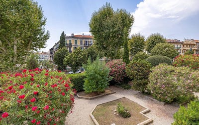 /international/fr/nice-provence-alpes-cote-d-azur-310108465917/
