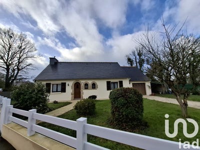 /international/fr/carhaix-plouguer-brittany-310097483657/