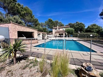 /international/fr/brignoles-provence-alpes-cote-d-azur-310108973209/