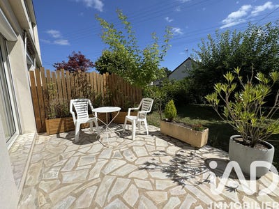/international/fr/saint-cyr-sur-loire-centre-val-de-loire-310108778380/