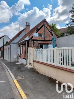 /international/fr/dampierre-en-burly-centre-val-de-loire-310100826561/