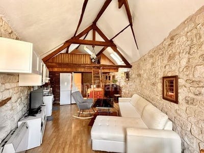 /international/fr/auvers-sur-oise-ile-de-france-310099624637/