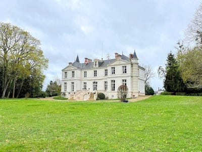 /international/fr/orleans-centre-val-de-loire-310098747271/