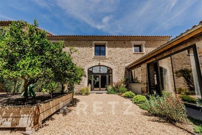 /international/fr/lagrasse-languedoc-roussillon-310108250061/