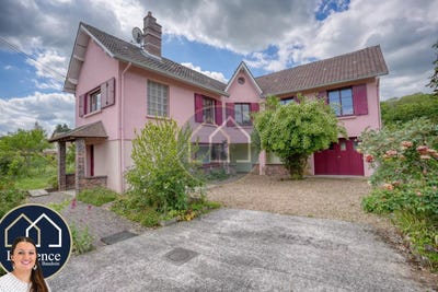 /international/fr/maintenon-centre-val-de-loire-310107837798/